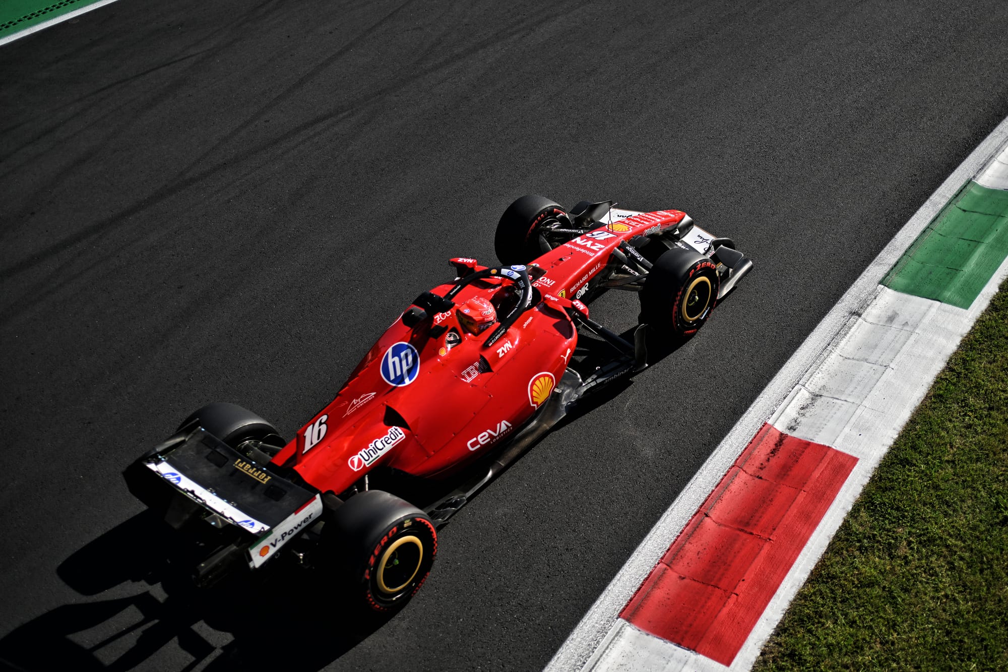Ferrari à Monza : configuration à faible traînée et choix d’appui pour le circuit des longues lignes droites