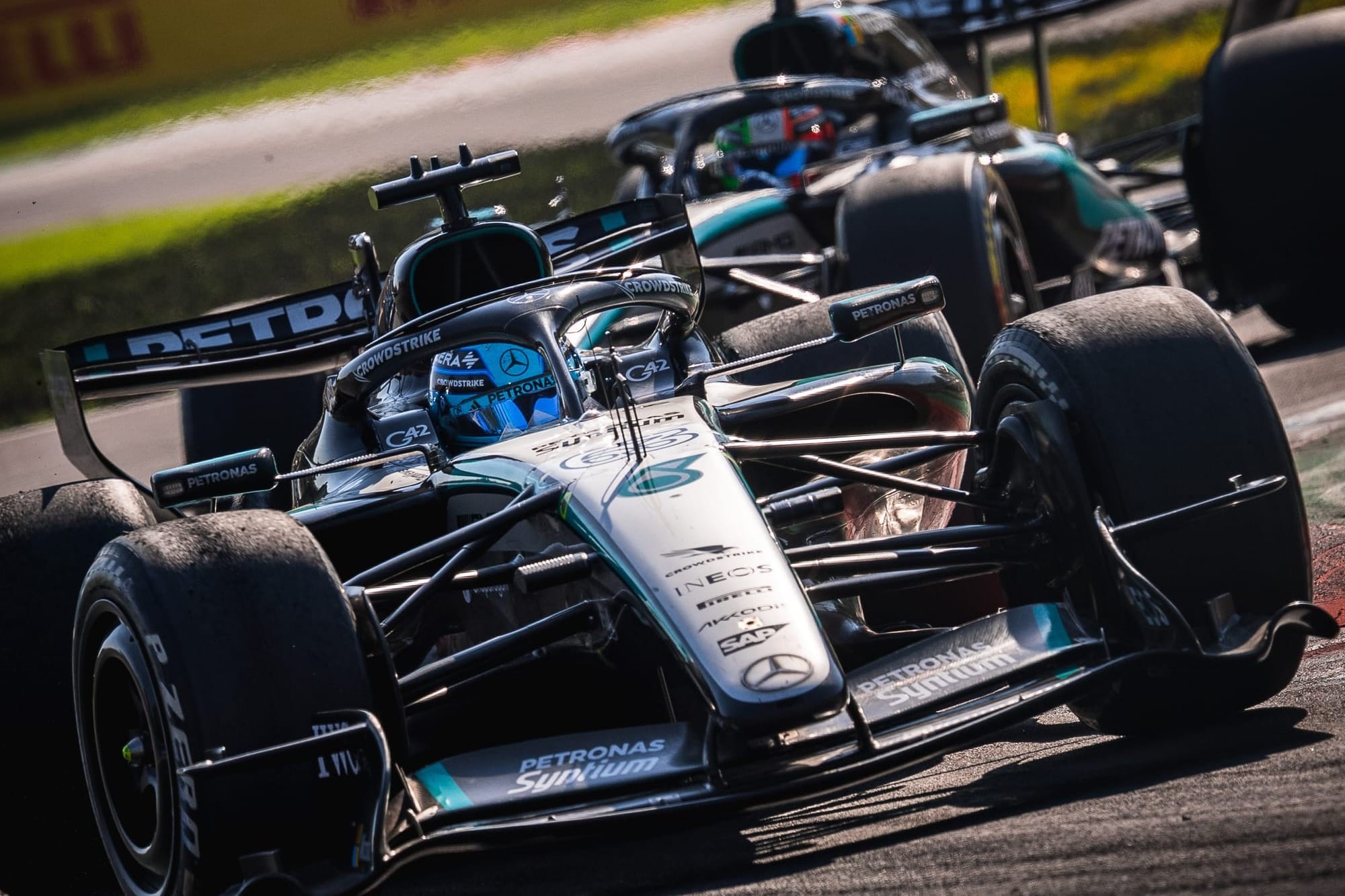 Pourquoi Mercedes repousse la pénalité moteur de George Russell