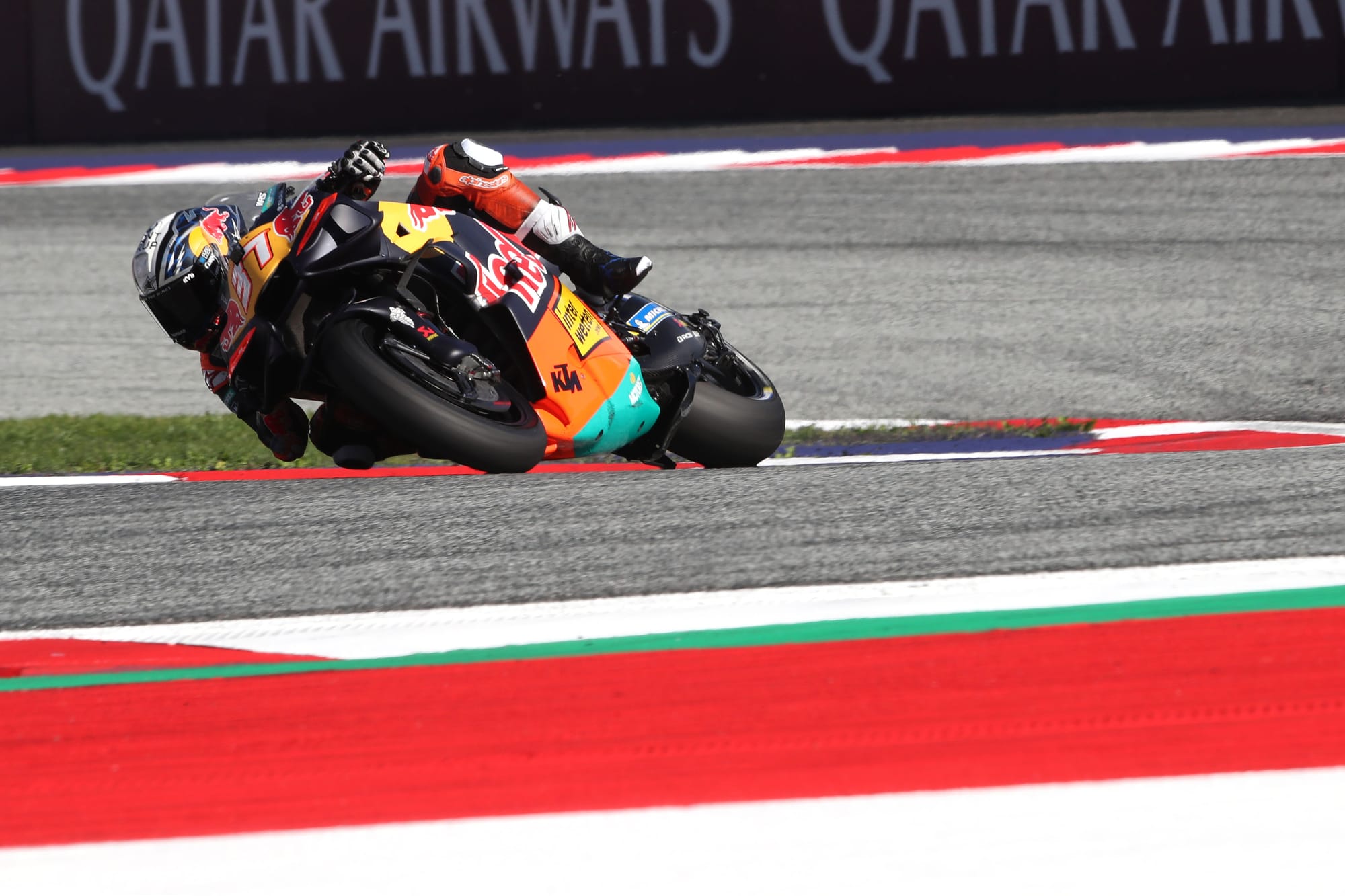 « J’ai tout foiré » : Pedro Acosta explique la chute qui lui a coûté la victoire au sprint MotoGP d’Autriche