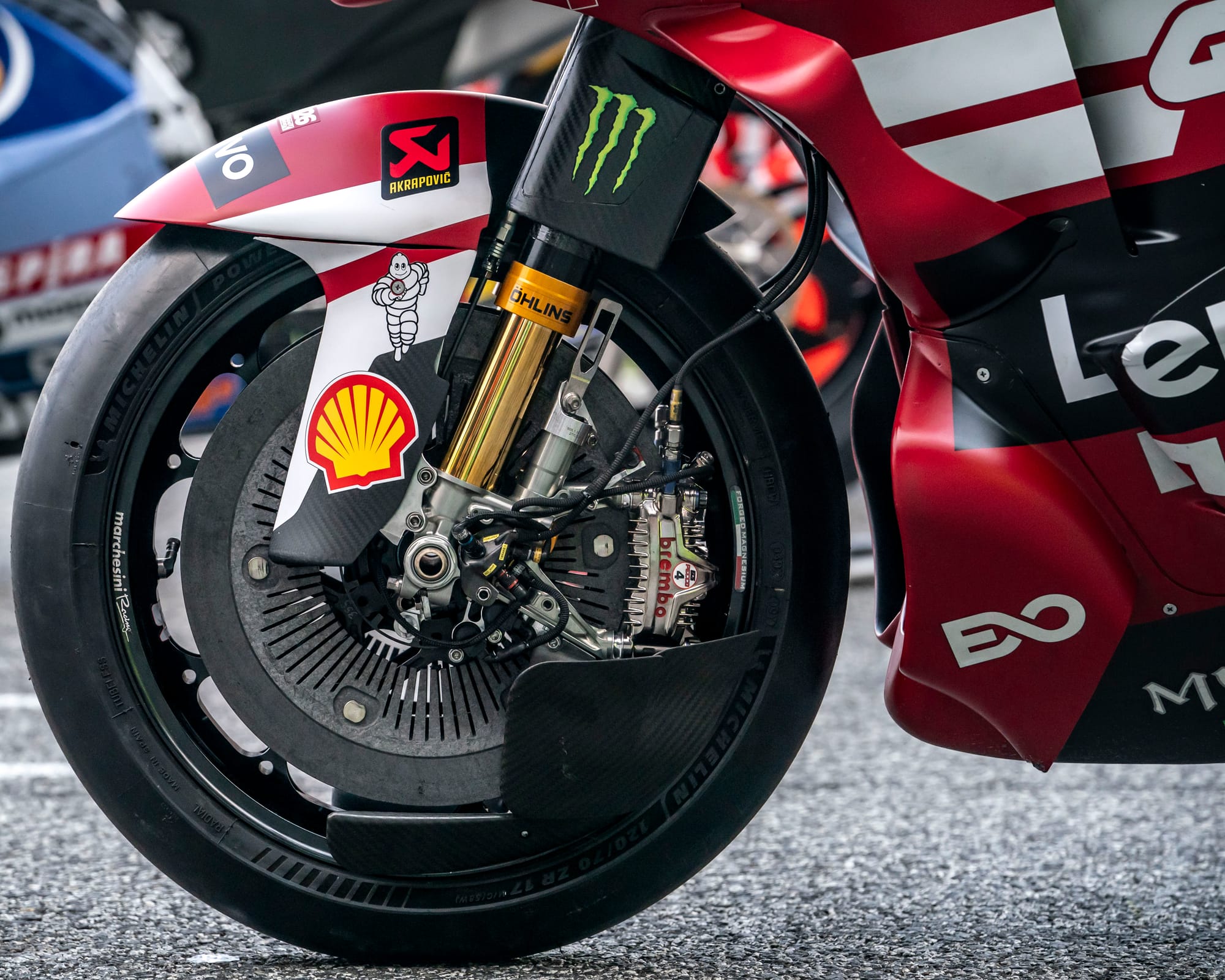 MotoGP 2027 : comment Brembo prépare la révolution des 850 cm³ et des pneus Pirelli