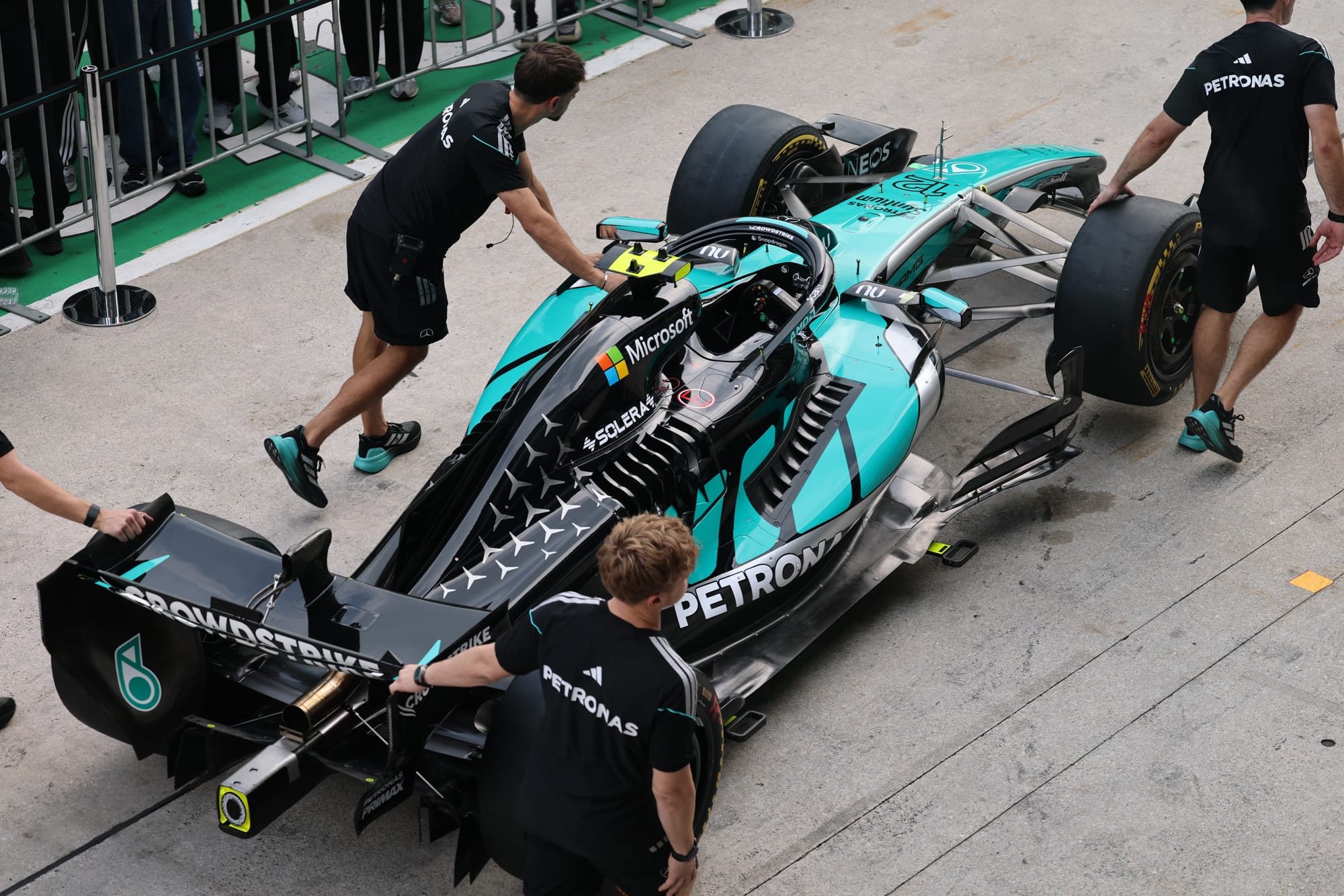 Mercedes dévoile les premiers indices d’une grosse évolution F1 à Sepang