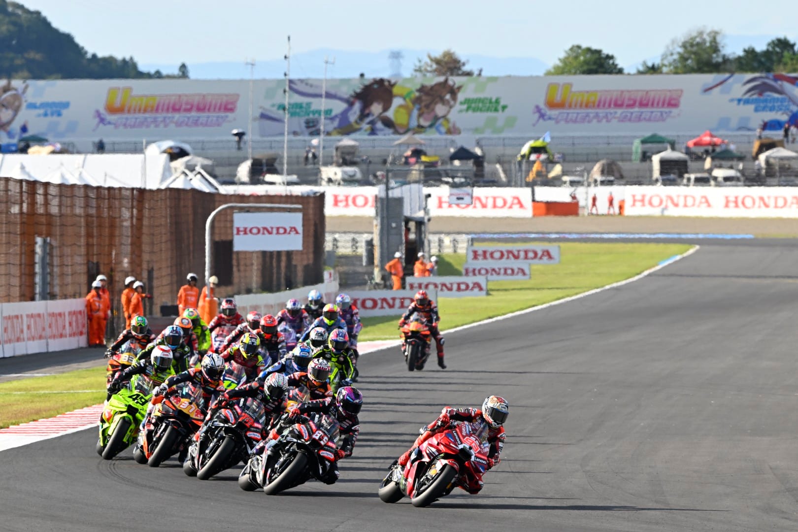 Marquez triomphe au sprint de Motegi, Moreira propulsé deuxième après les pénalités