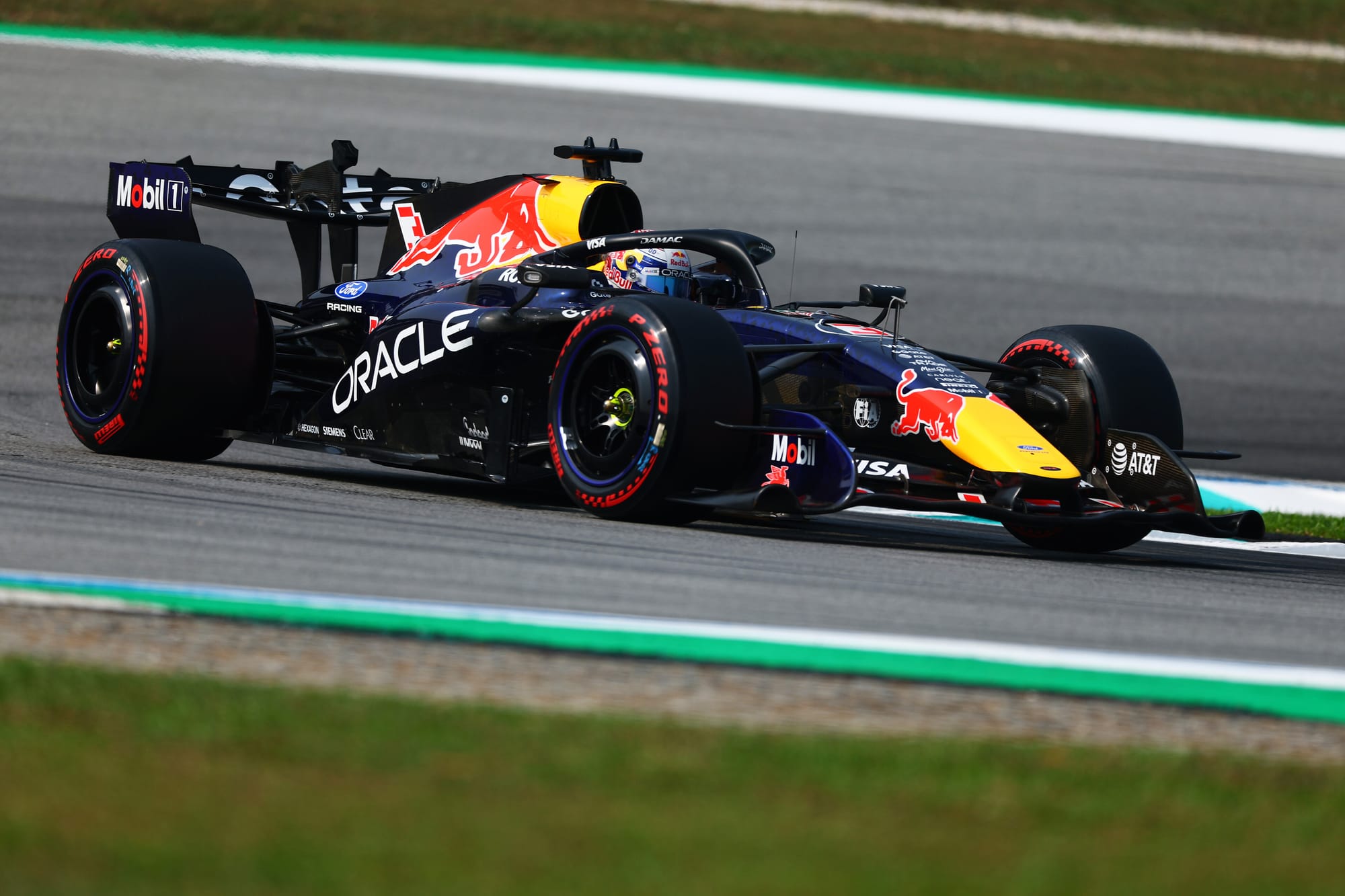 Red Bull renverse la hiérarchie à Sepang : la faiblesse d’hier devient sa force en F1 2026
