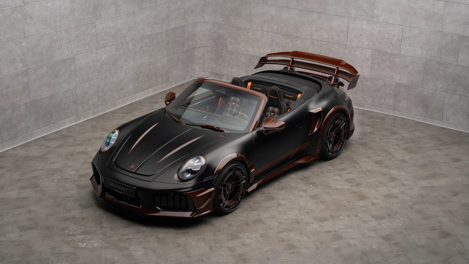 Mansory Porsche 992.2 Turbo S Cabriolet, vue avant trois-quarts