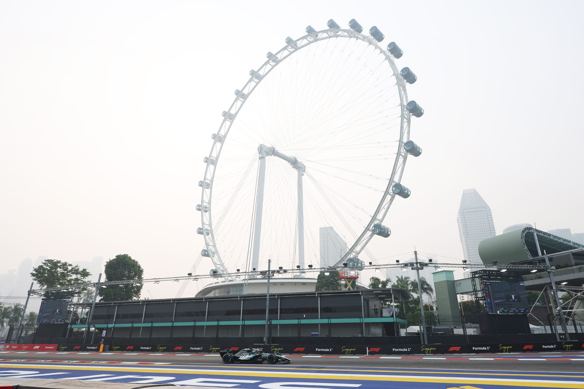 Singapour passe en format sprint : Russell signe le meilleur temps de l’unique séance d’essais