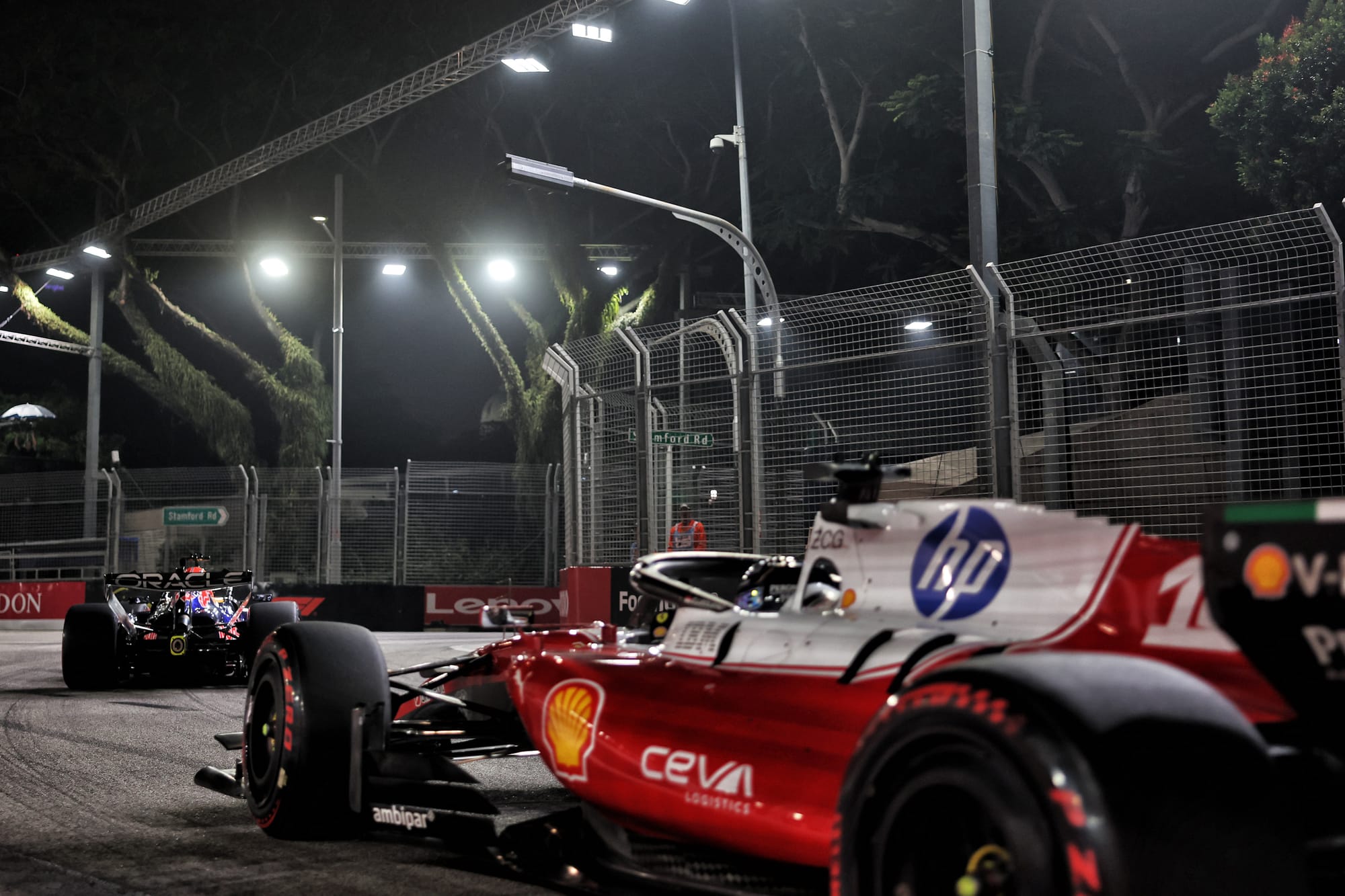 Singapour : la stratégie Ferrari au centre d’un week-end qui a facilité la victoire de Verstappen