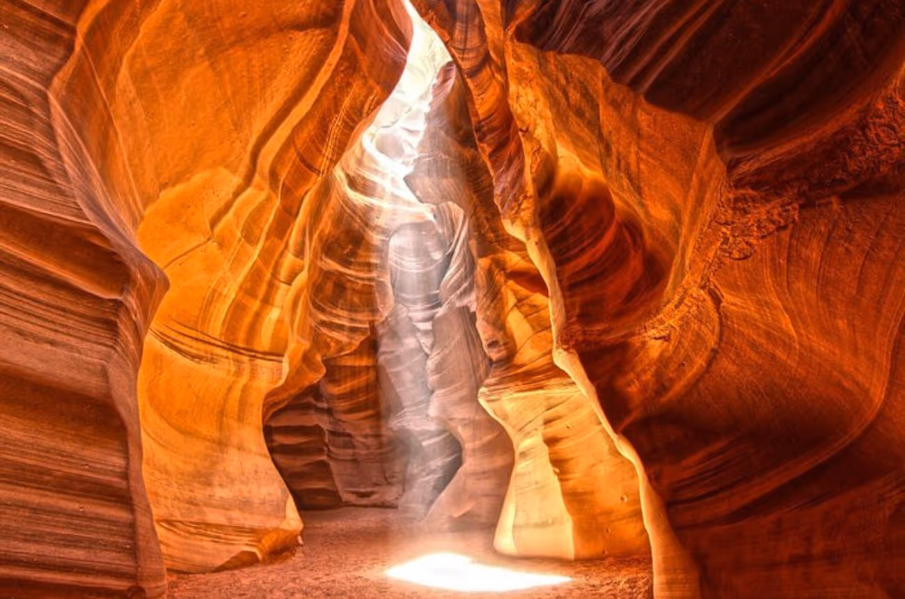 Upper Antelope Canyon Tour.jpg