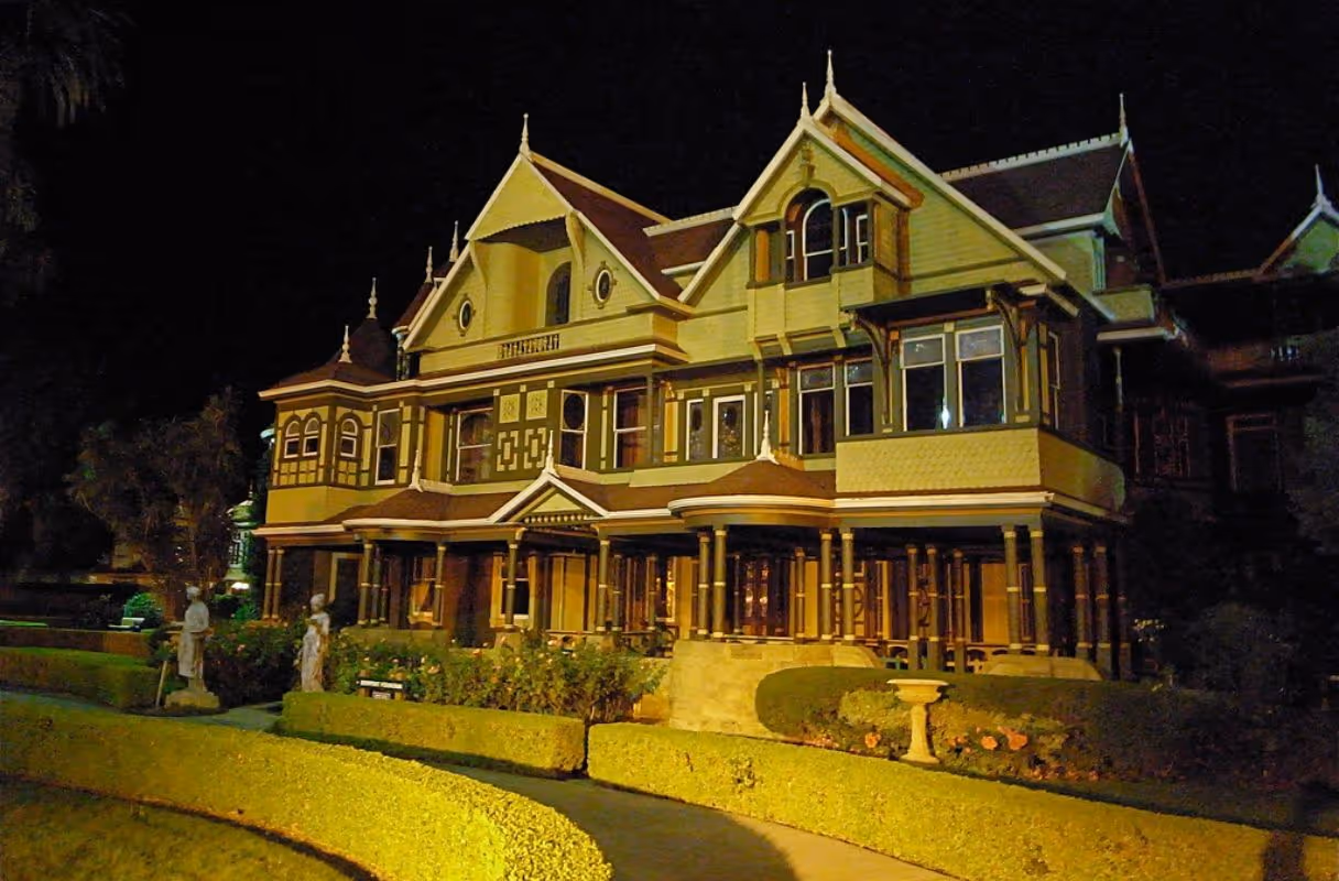 Winchester Mystery House