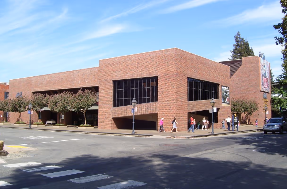 Old Sacramento Historic District & California State Railroad Museum