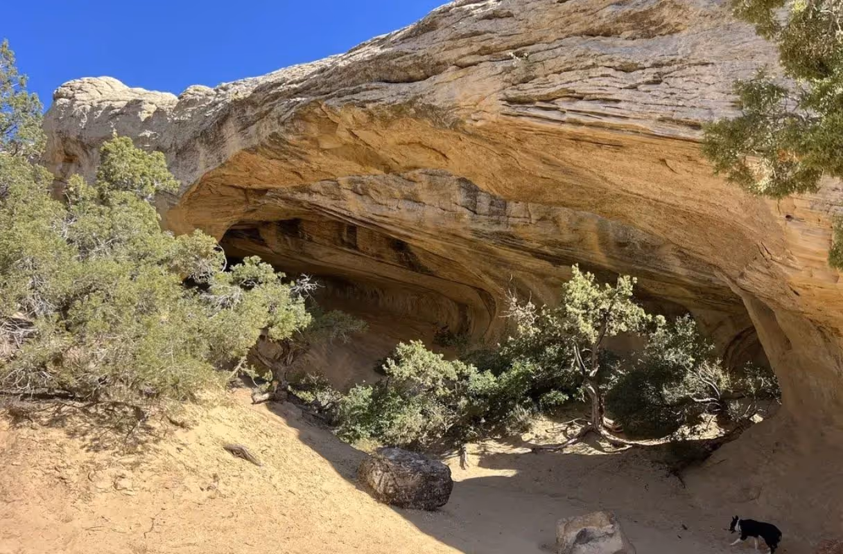 Moonshine Arch (Vernal)
