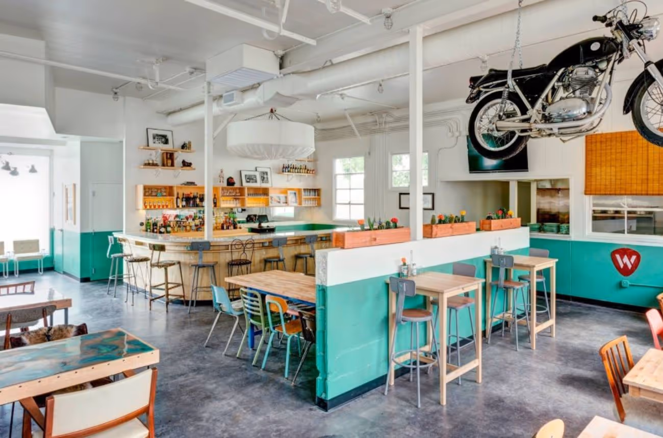 The Fold: Botanas & Bar