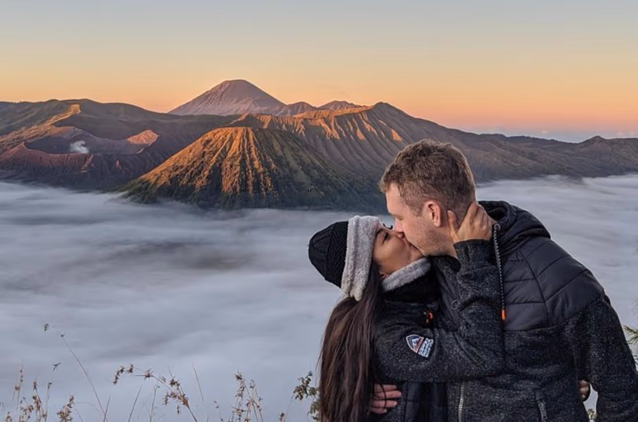 From Surabaya / Malang : Mt Bromo Sunrise - Ijen Blue Fire 3D2N