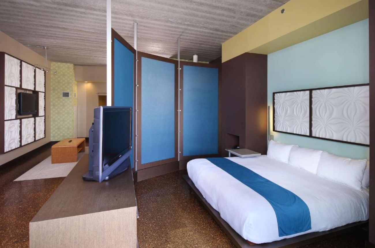 Tulyp, Tapestry Collection by Hilton