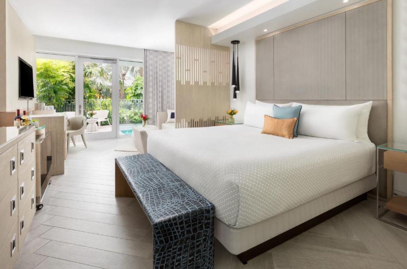 H2O Suites – Adults Only
