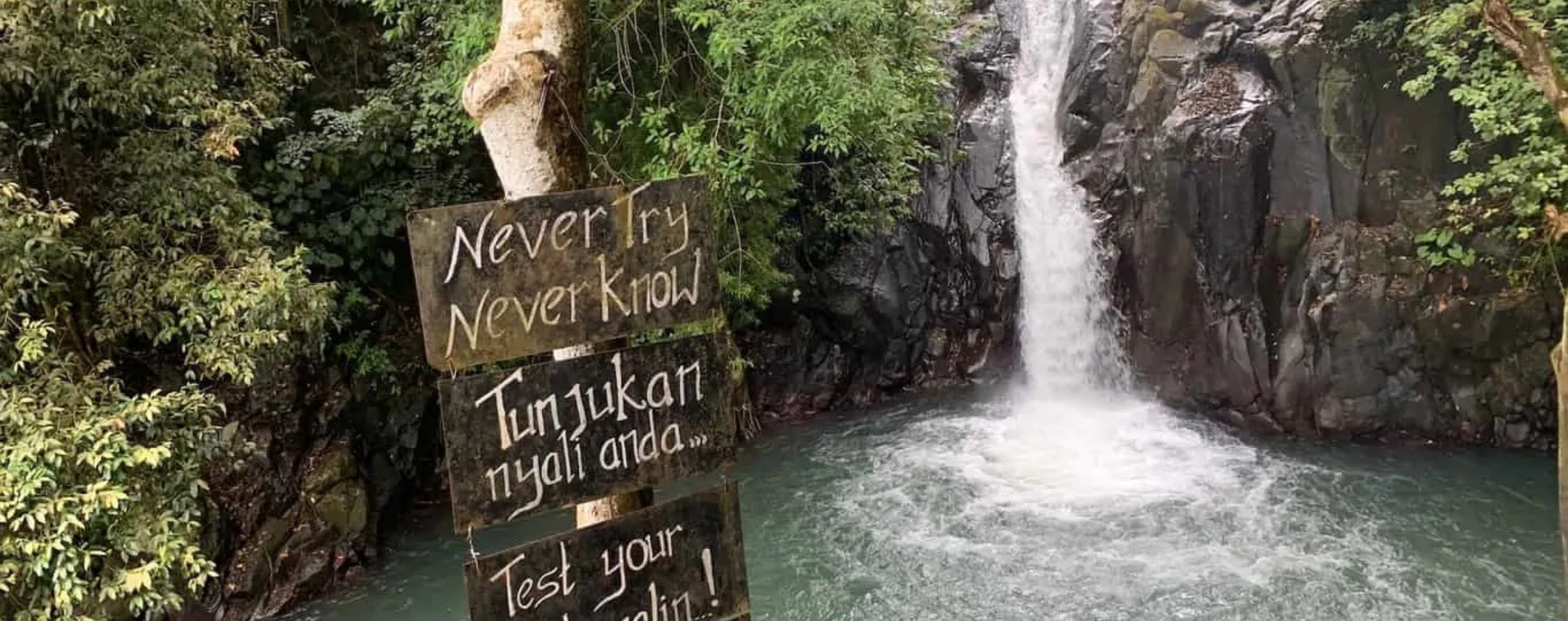 Aling-Aling Waterfall