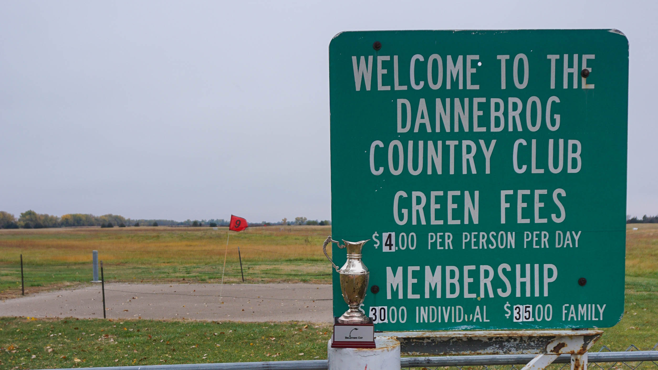Sign at Dannebrog (Fried Egg Golf)