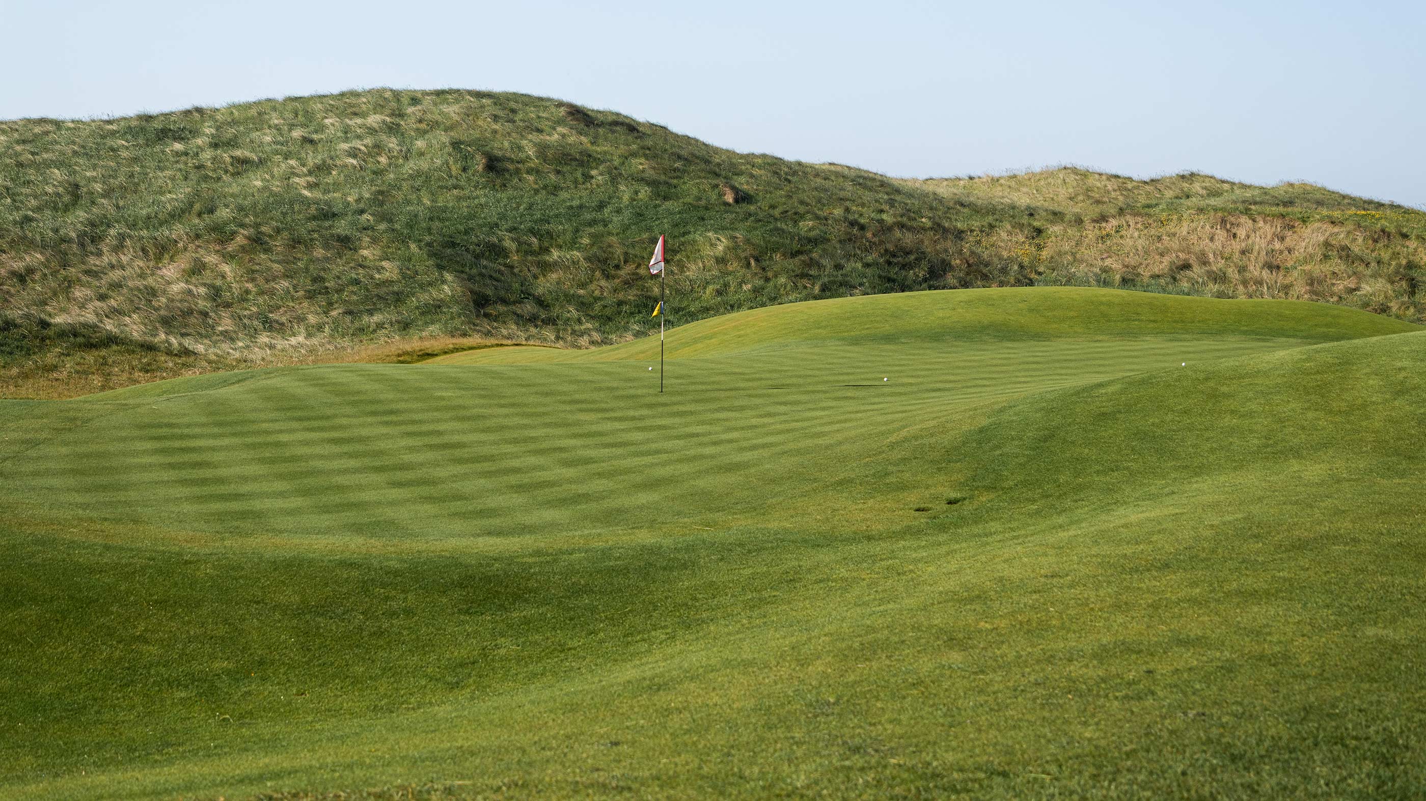 The eighth green at Ballybunion Old (Fried Egg Golf)