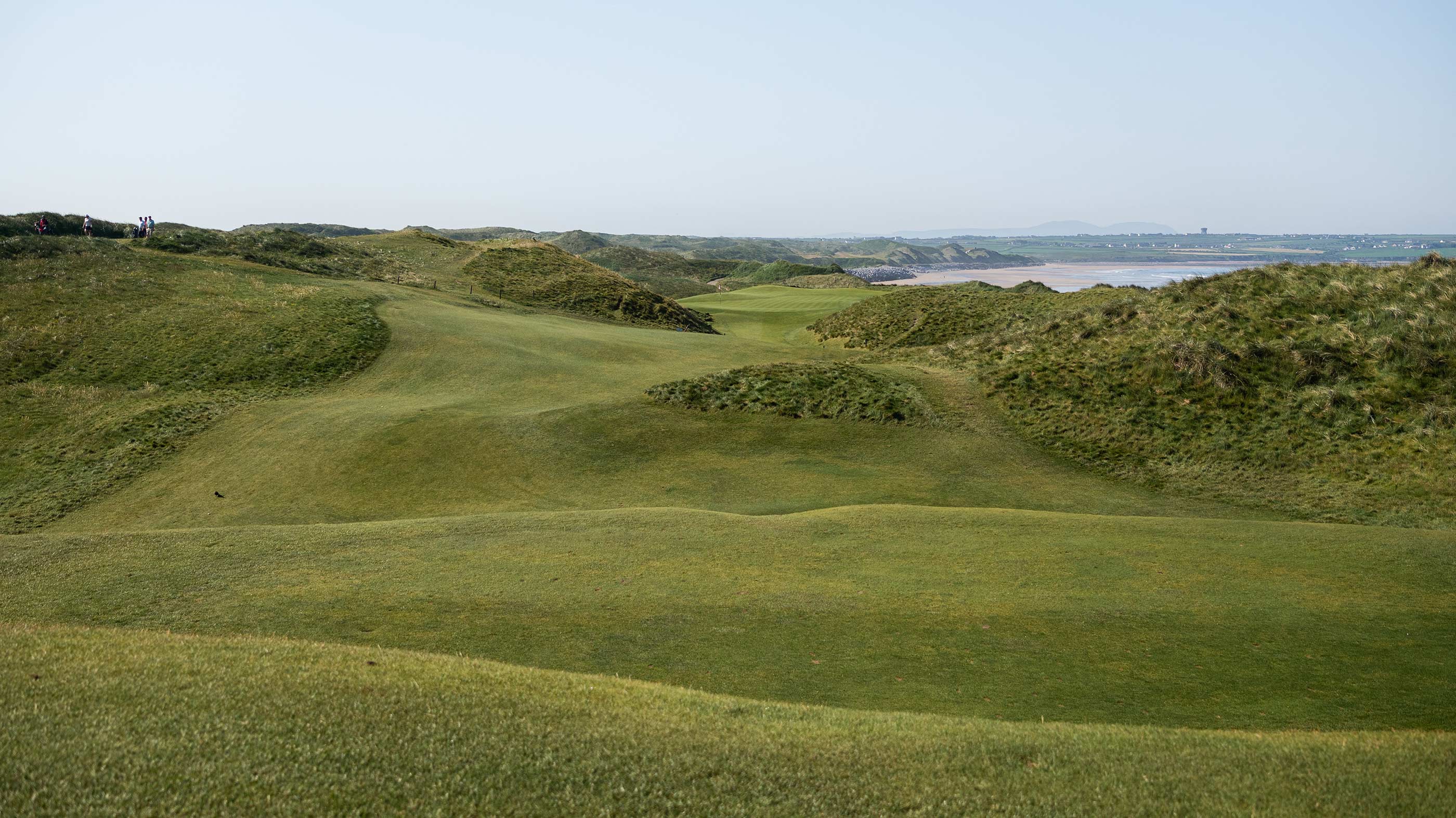 Approach to the 11th green at Ballybunion Old (Fried Egg Golf)