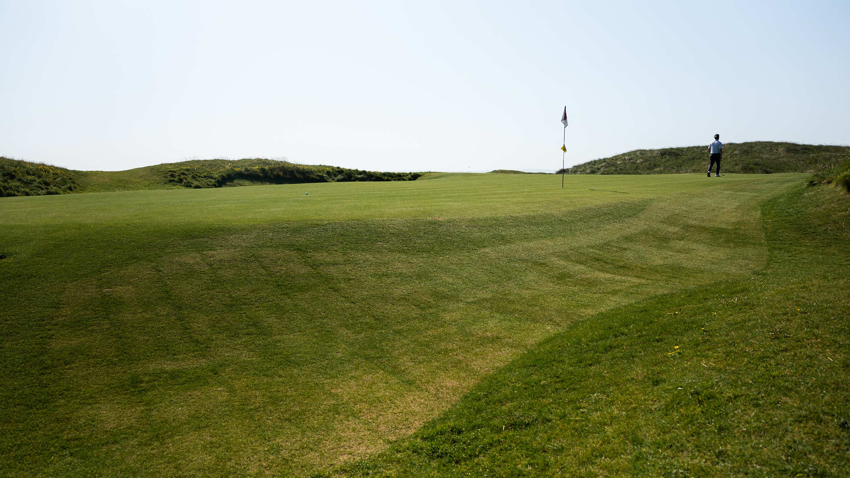 The 14th green at Ballybunion Old (Fried Egg Golf)