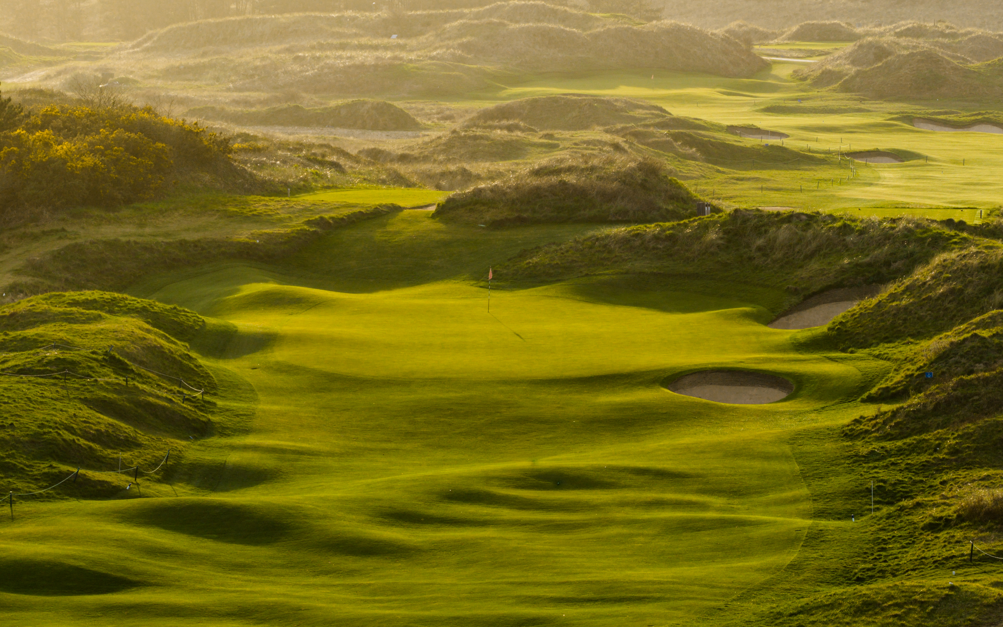 Approach to the 10th green at Royal Birkdale (Cookie Jar Golf)