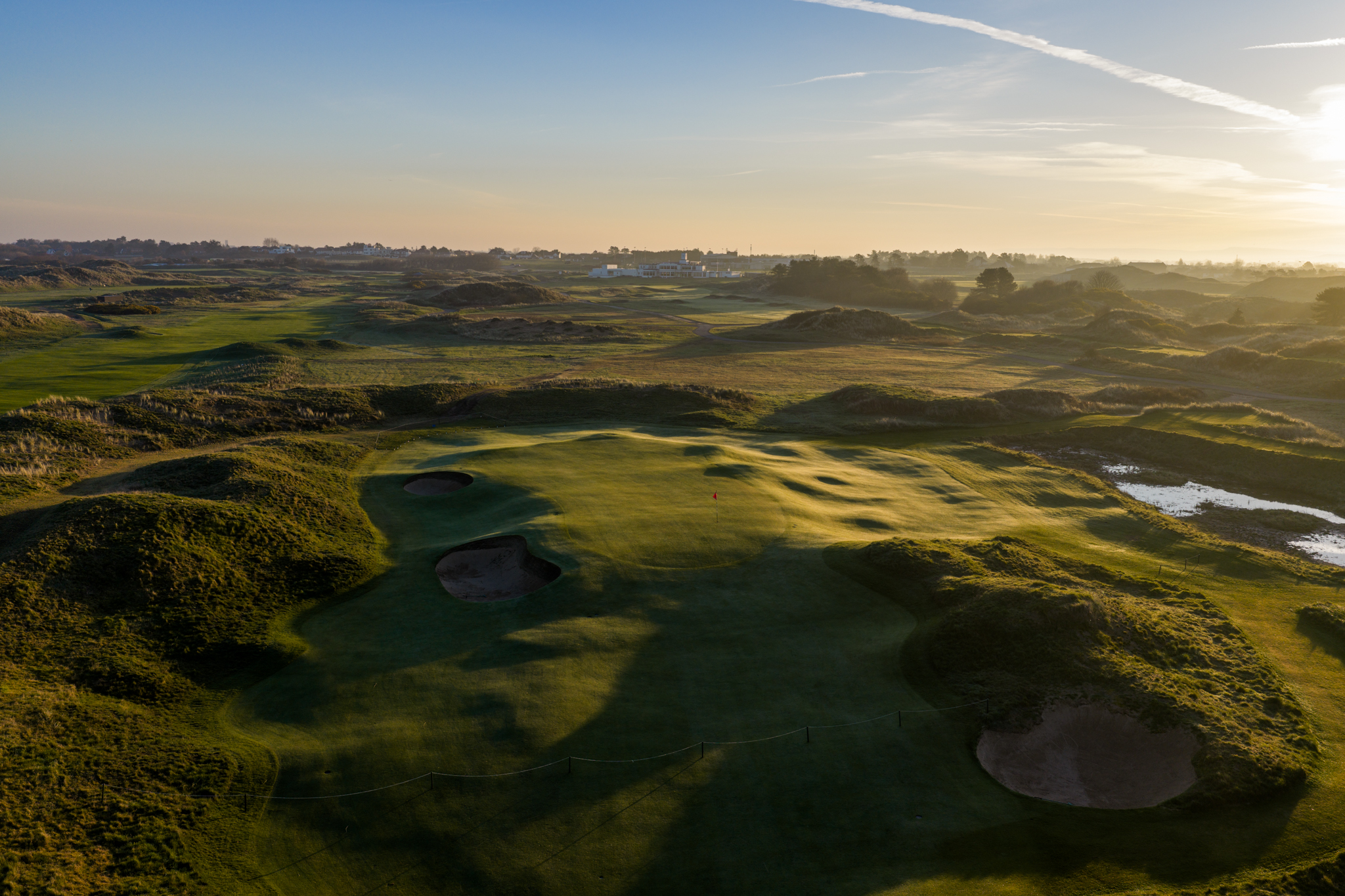 The 15th green at Royal Birkdale (Cookie Jar Golf)