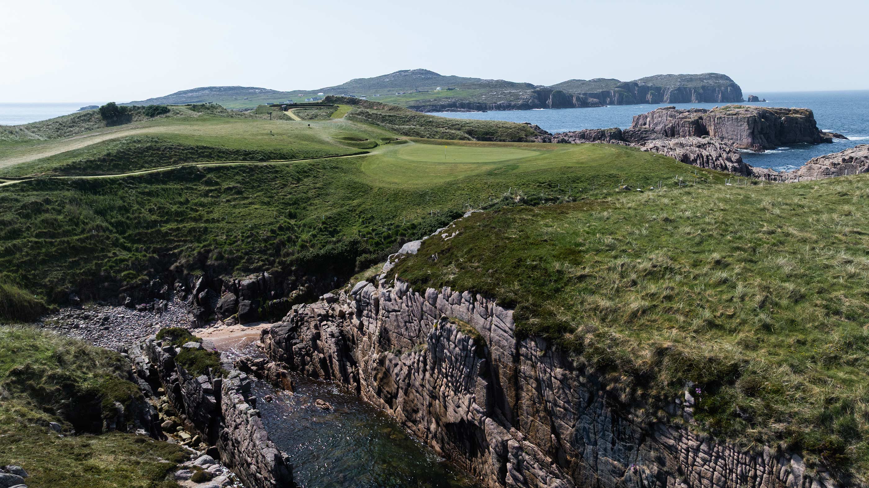 The sixth hole at Cruit Island (Fried Egg Golf)