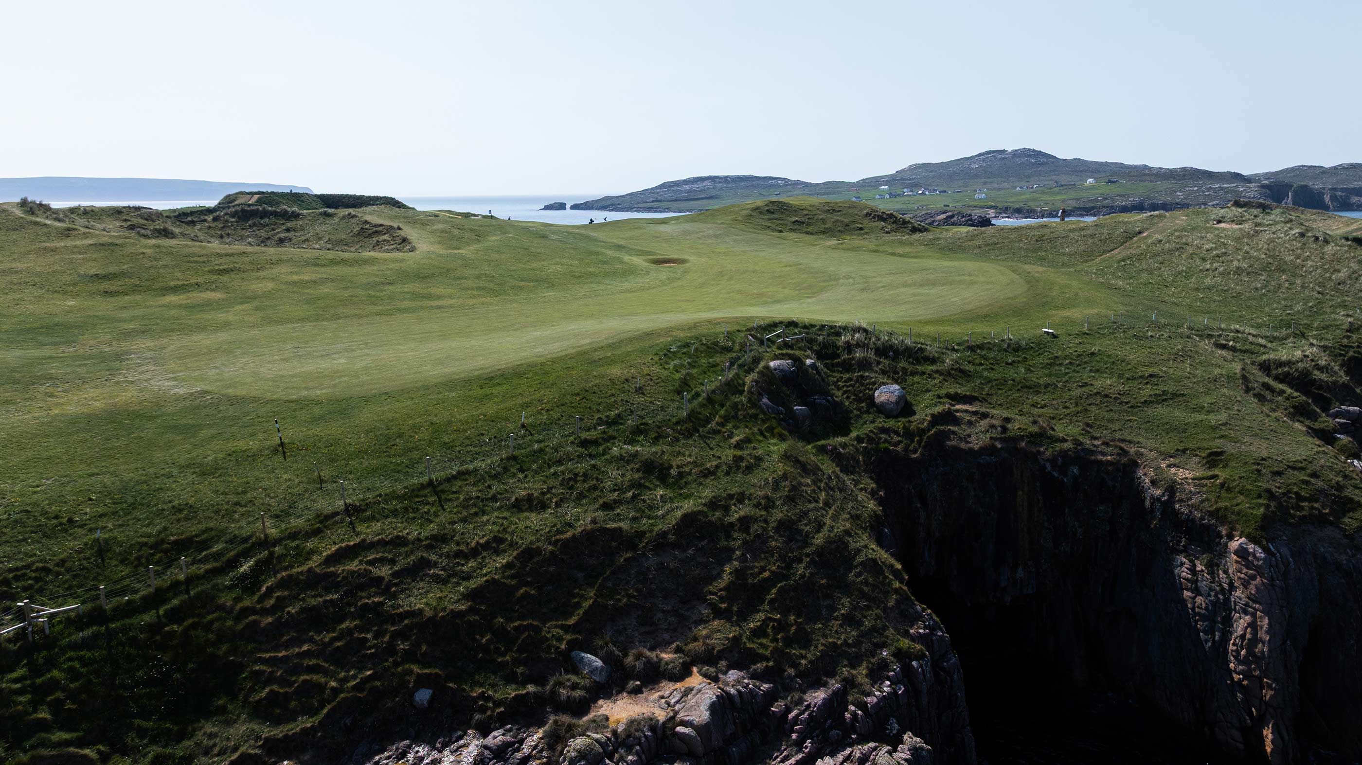Right side of the fourth hole at Cruit Island (Fried Egg Golf)