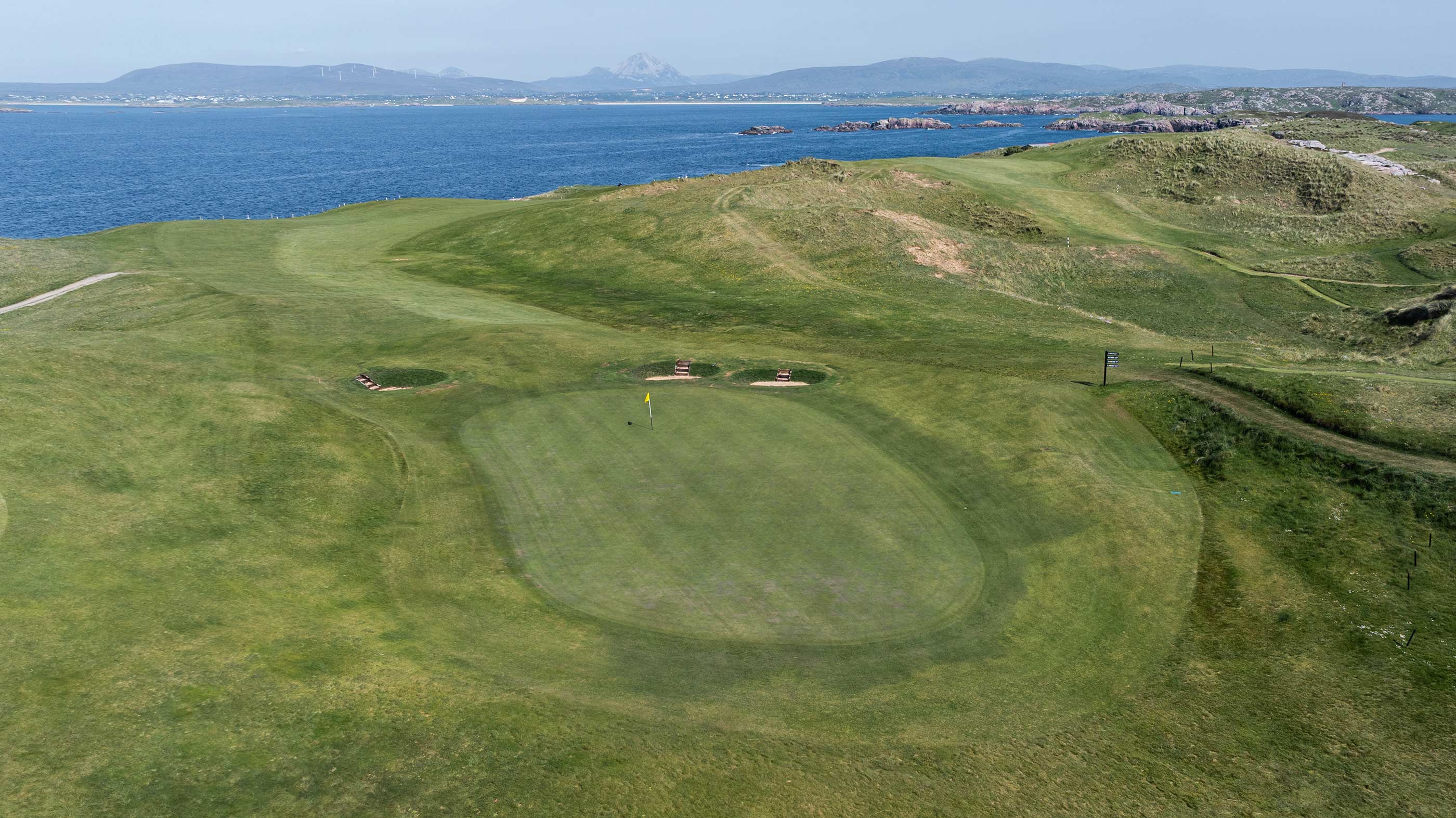 Back of the fourth green at Cruit Island (Fried Egg Golf)