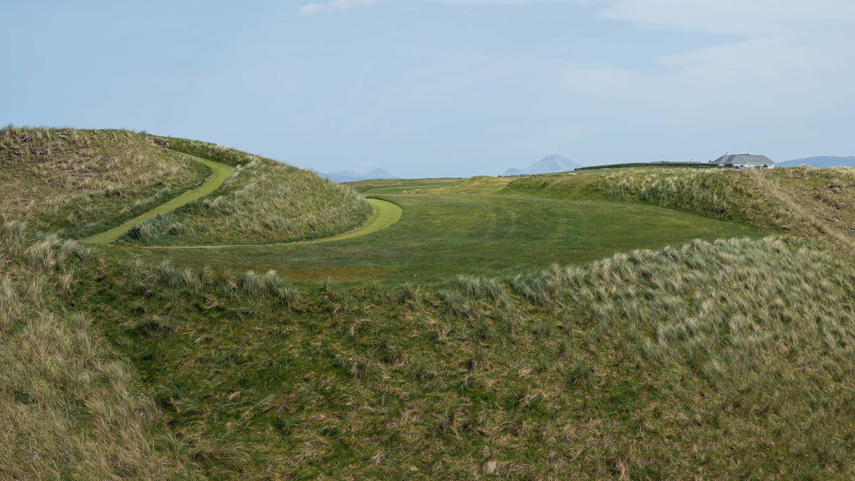 The first hole at Cruit Island (Fried Egg Golf)
