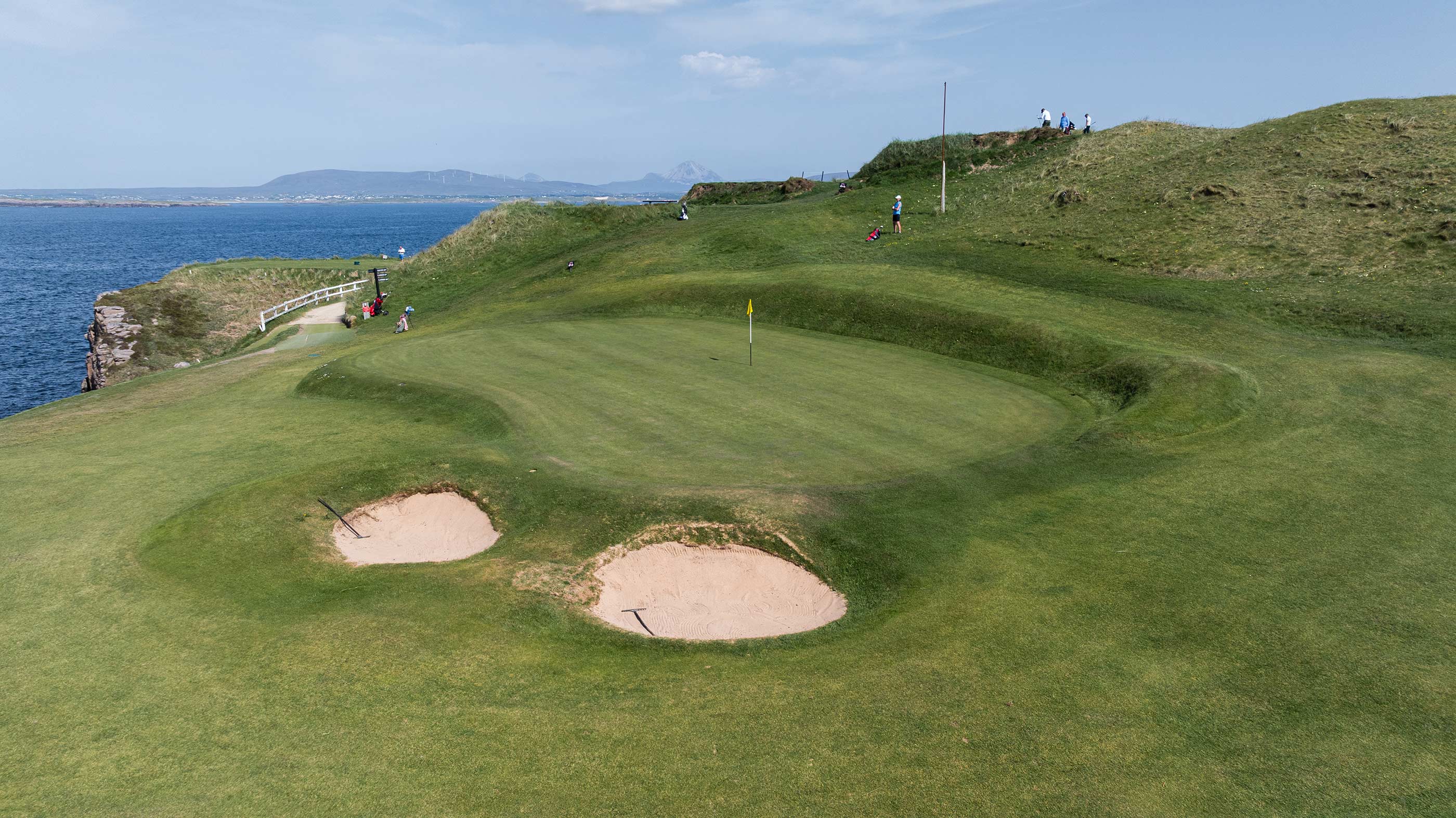 The fifth green at Cruit Island (Fried Egg Golf)