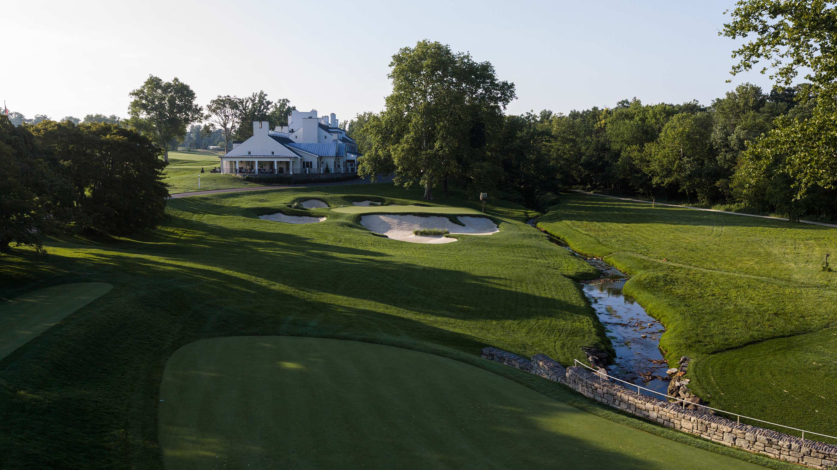 Approach to the 13th green at Merion East (Fried Egg Golf)