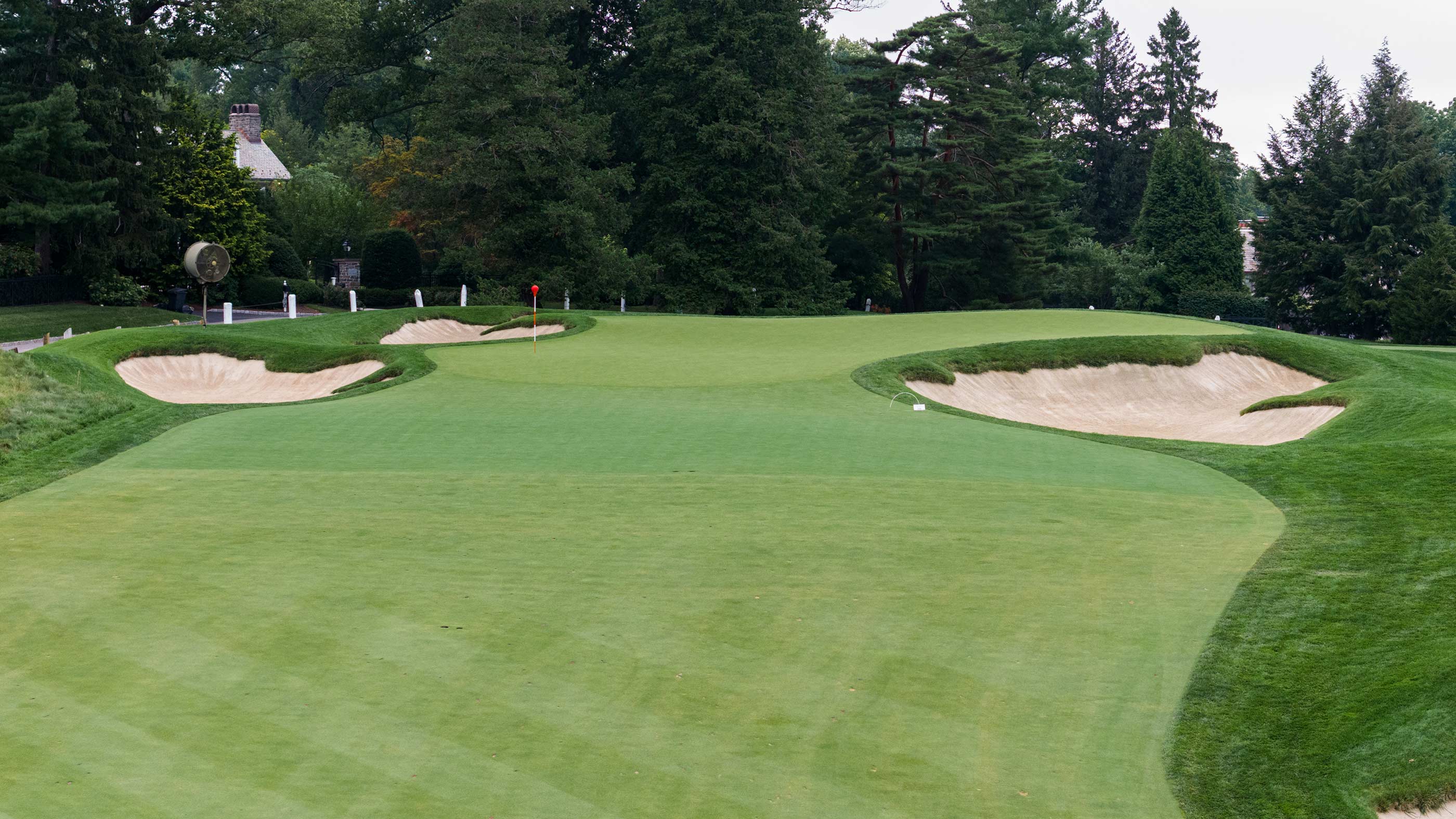 Approach to the 15th green at Merion East (Fried Egg Golf)