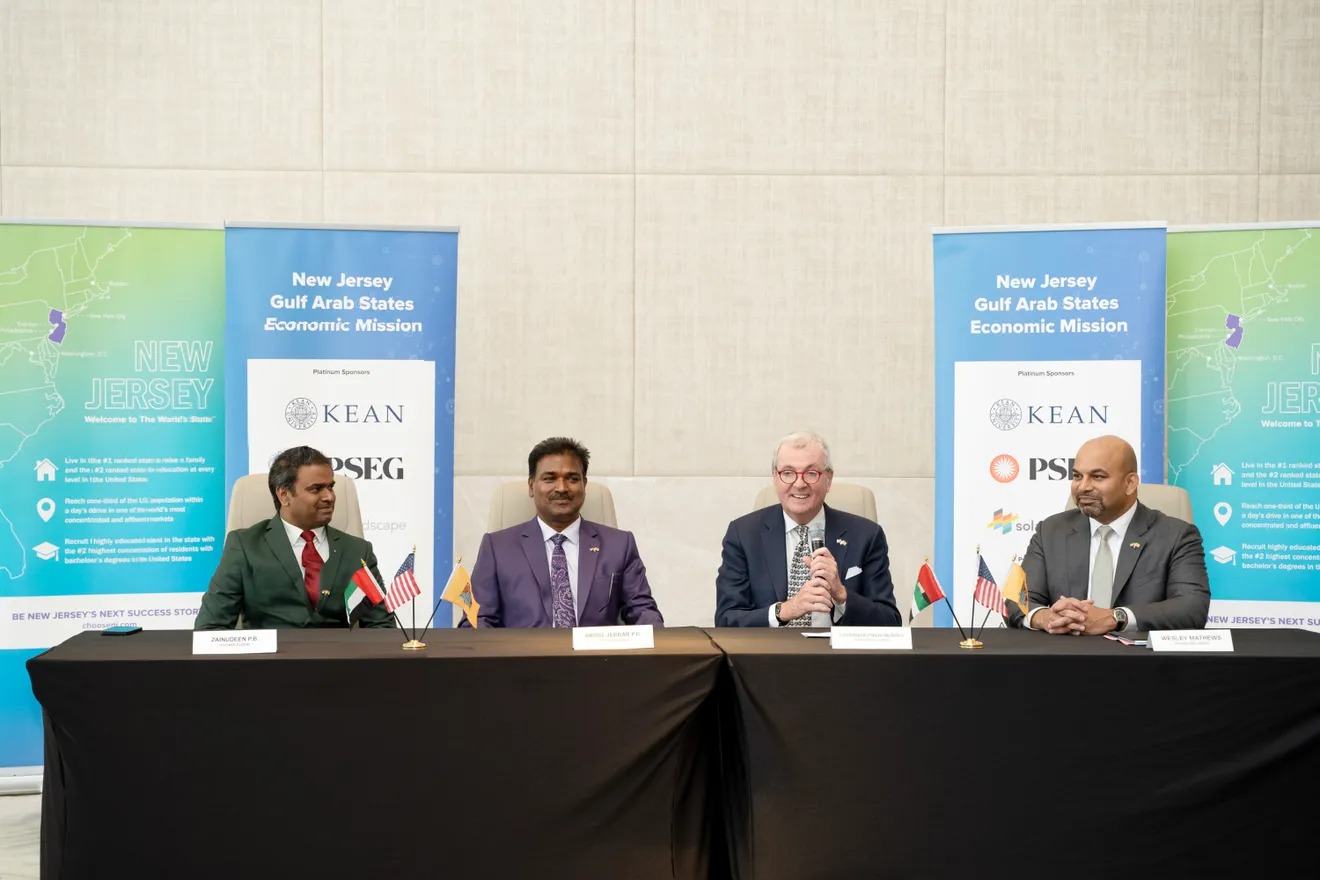 New Jersey Governor Phil Murphy with Hotpack leadership