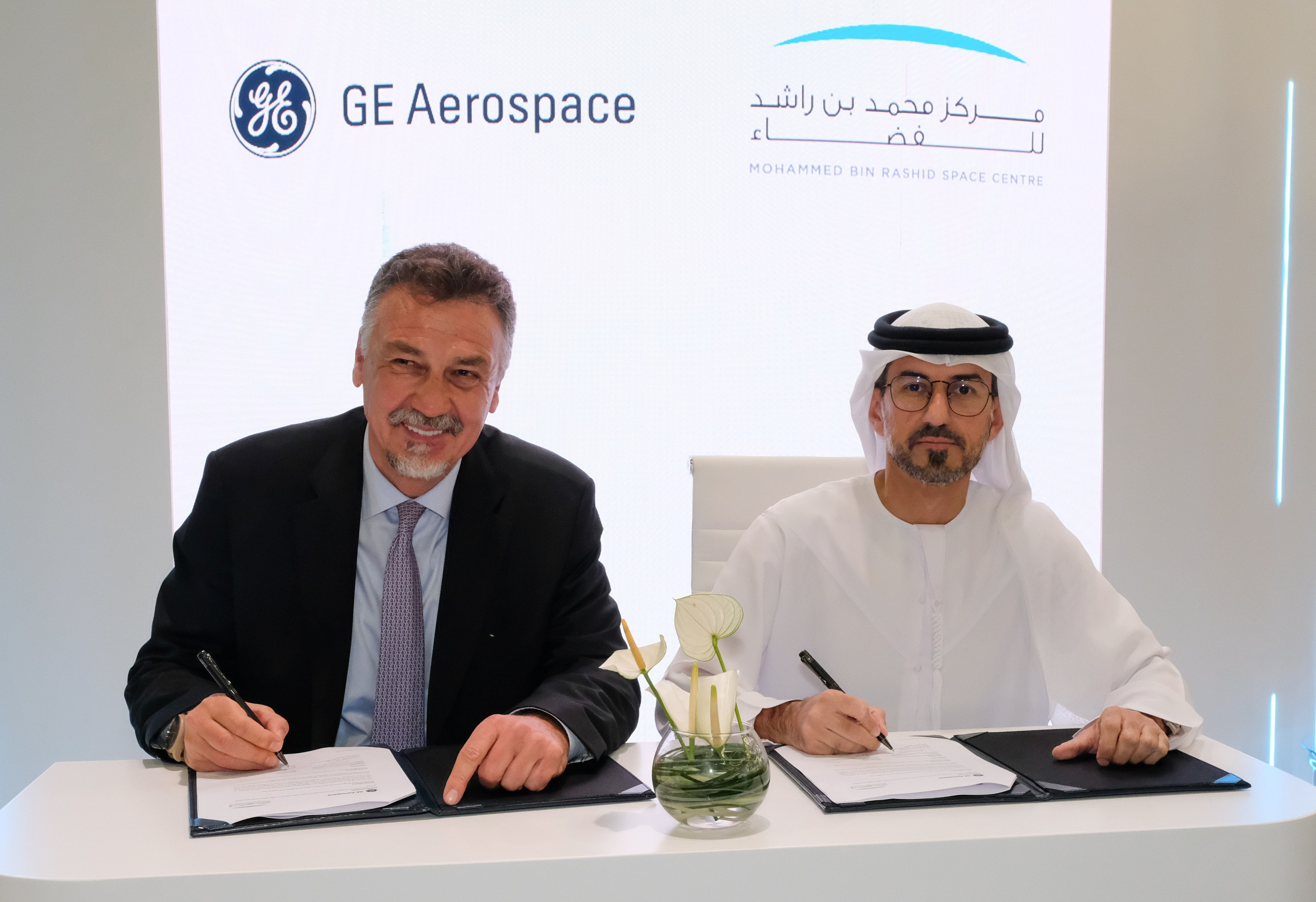 GE Aerospace Middle East President and MBRSC Director General signing the innovation and talent development MOU.