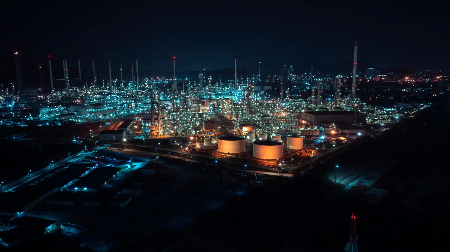 Business challenge graphic for case study section