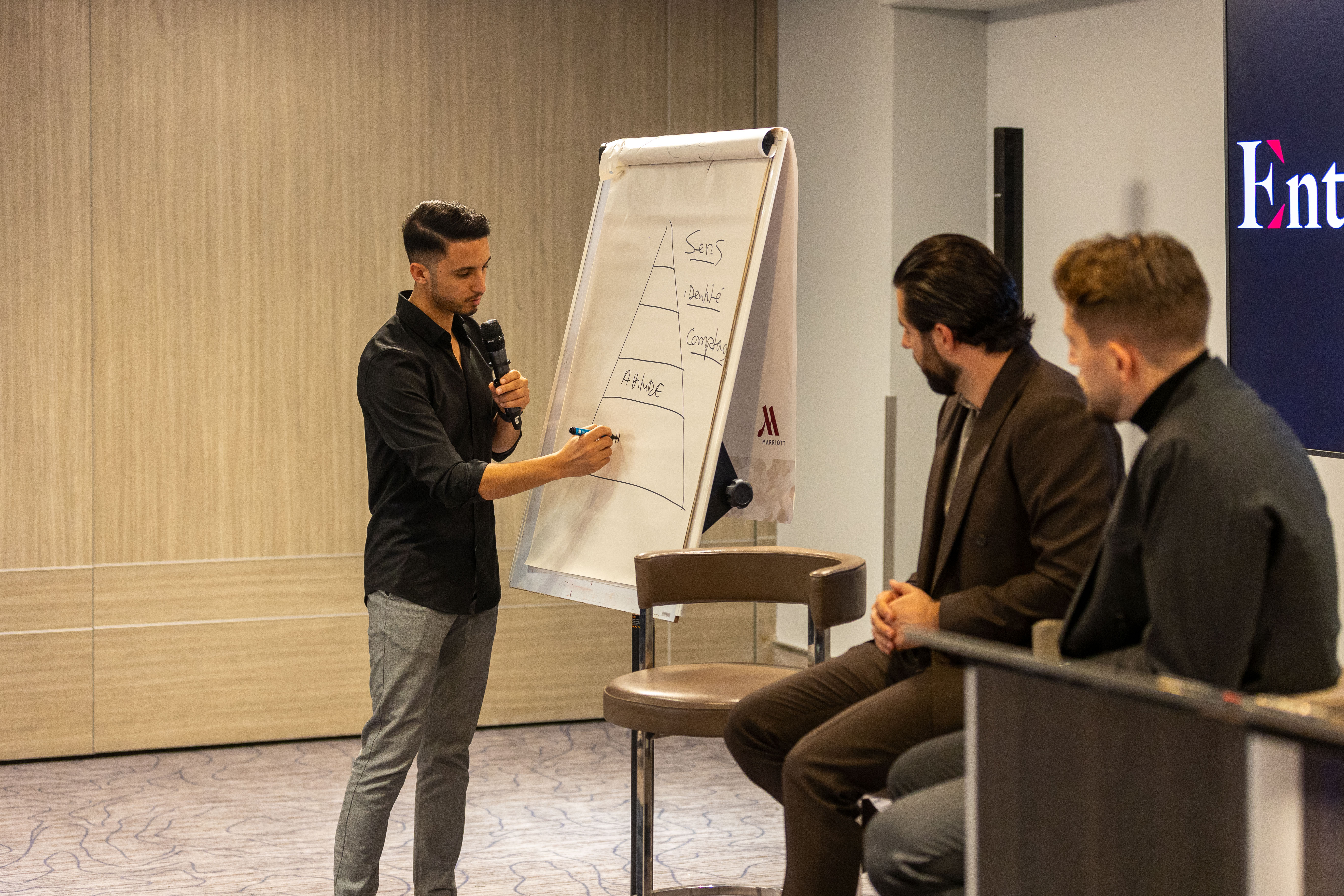 Devis micro-entreprise : guide pratique pour rédiger des devis conformes et vendre plus