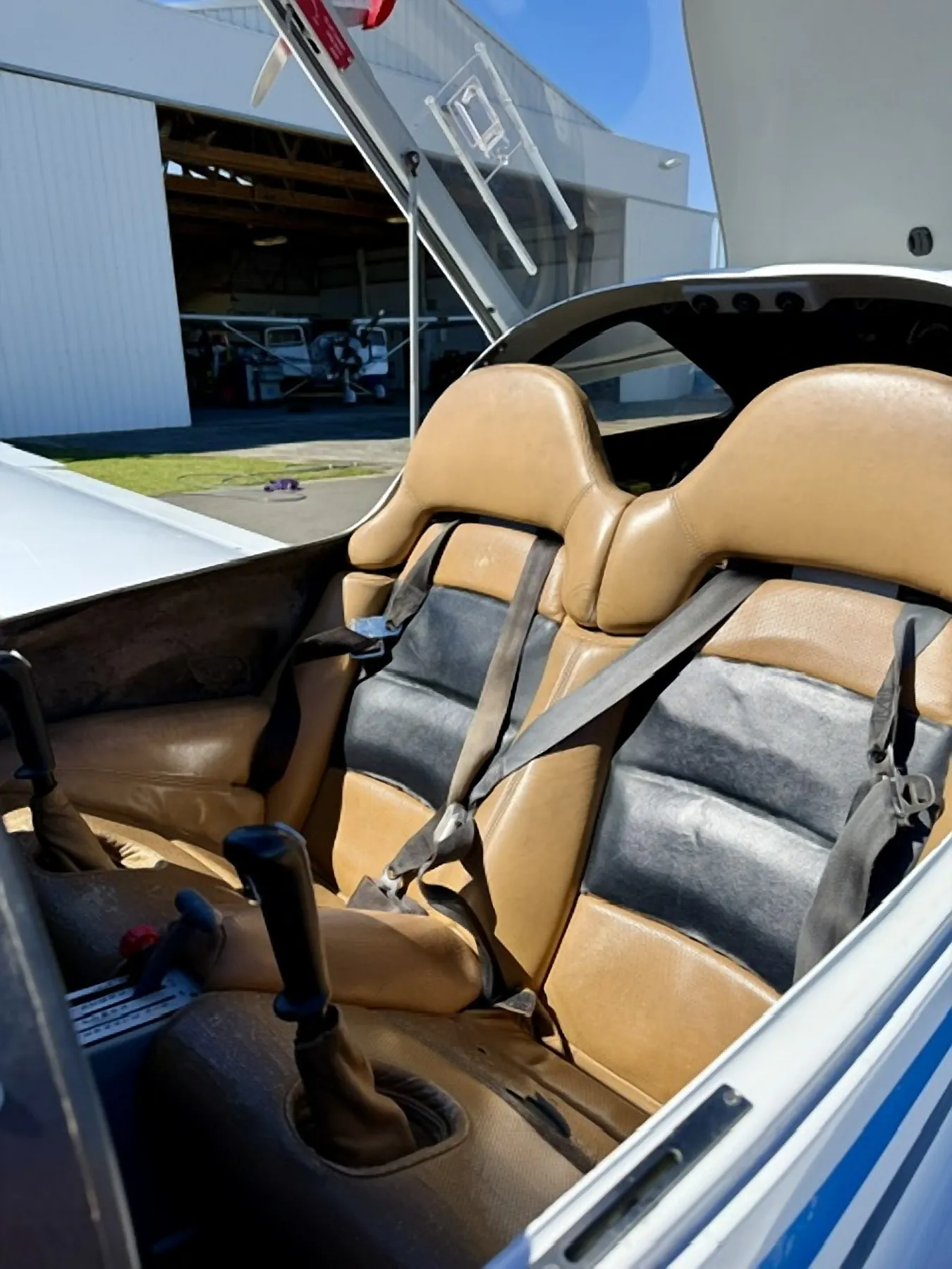 2010 Diamond DA20-C1 Eclipse ZK-WUJ, close-up exterior detail view