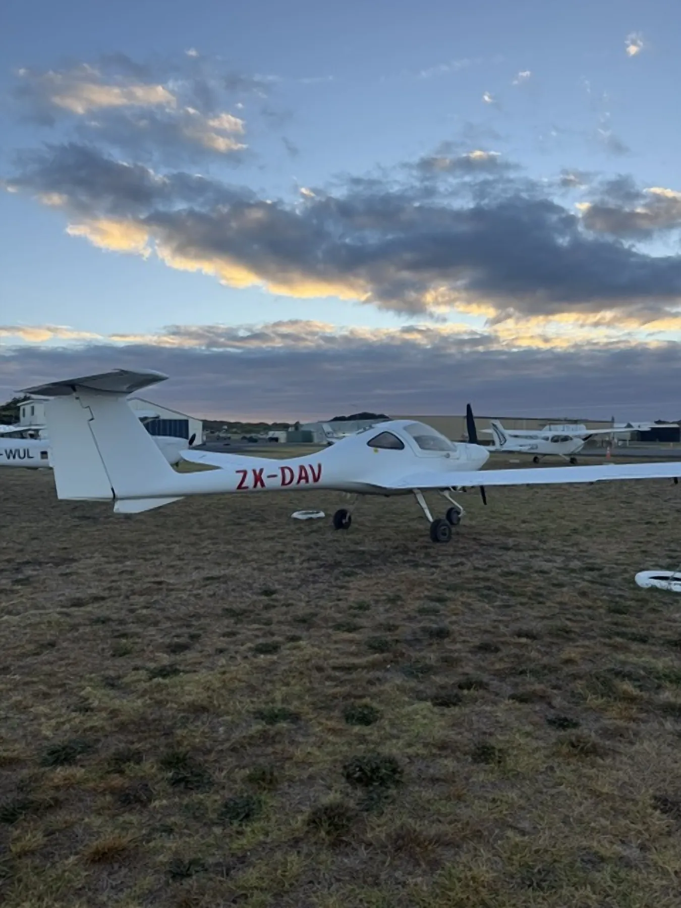 2010 Diamond DA20-C1 Eclipse ZK-DAV, right rear quarter, tail detail