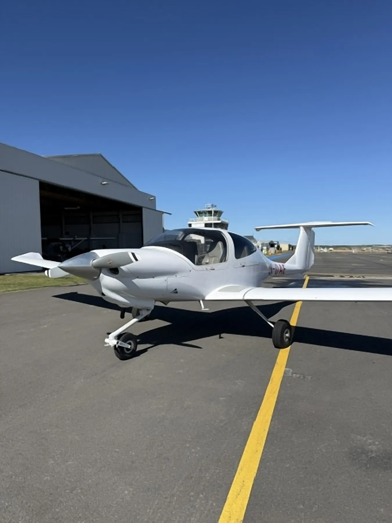 2005 Diamond DA40-180 Star ZK-DAE, front three-quarter exterior view