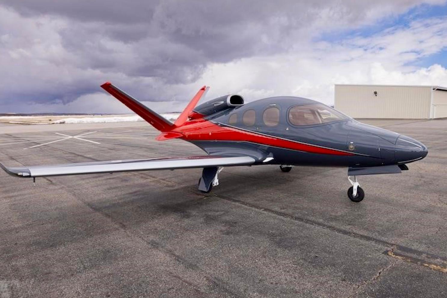 2023 Cirrus Vision Jet G2+, front three-quarter exterior view