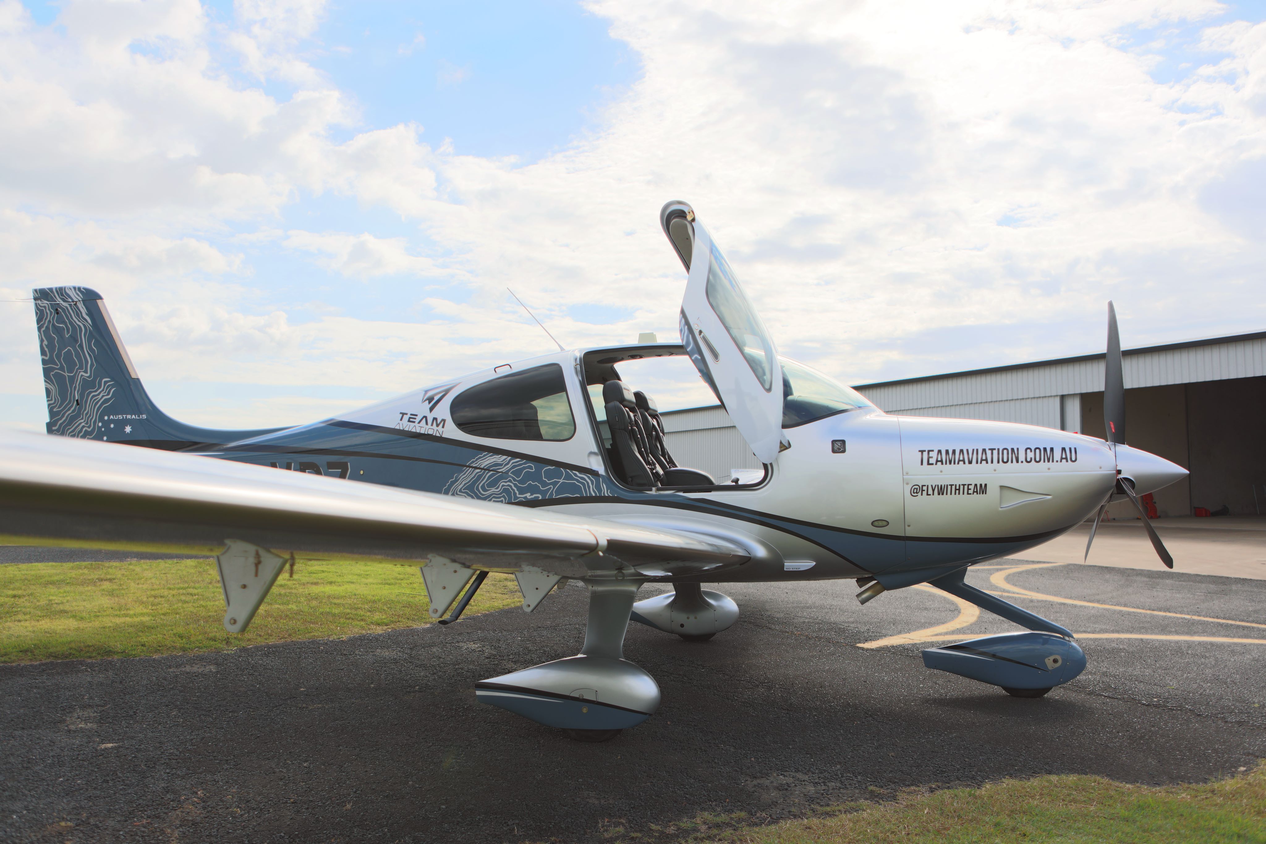 2021 Cirrus SR22 GTS VH-VPZ, front three-quarter exterior view