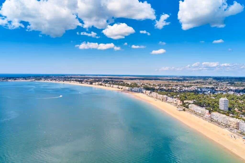 Découvrir les destinations touristiques qui recrutent des saisonniers pour un emploi saisonnier