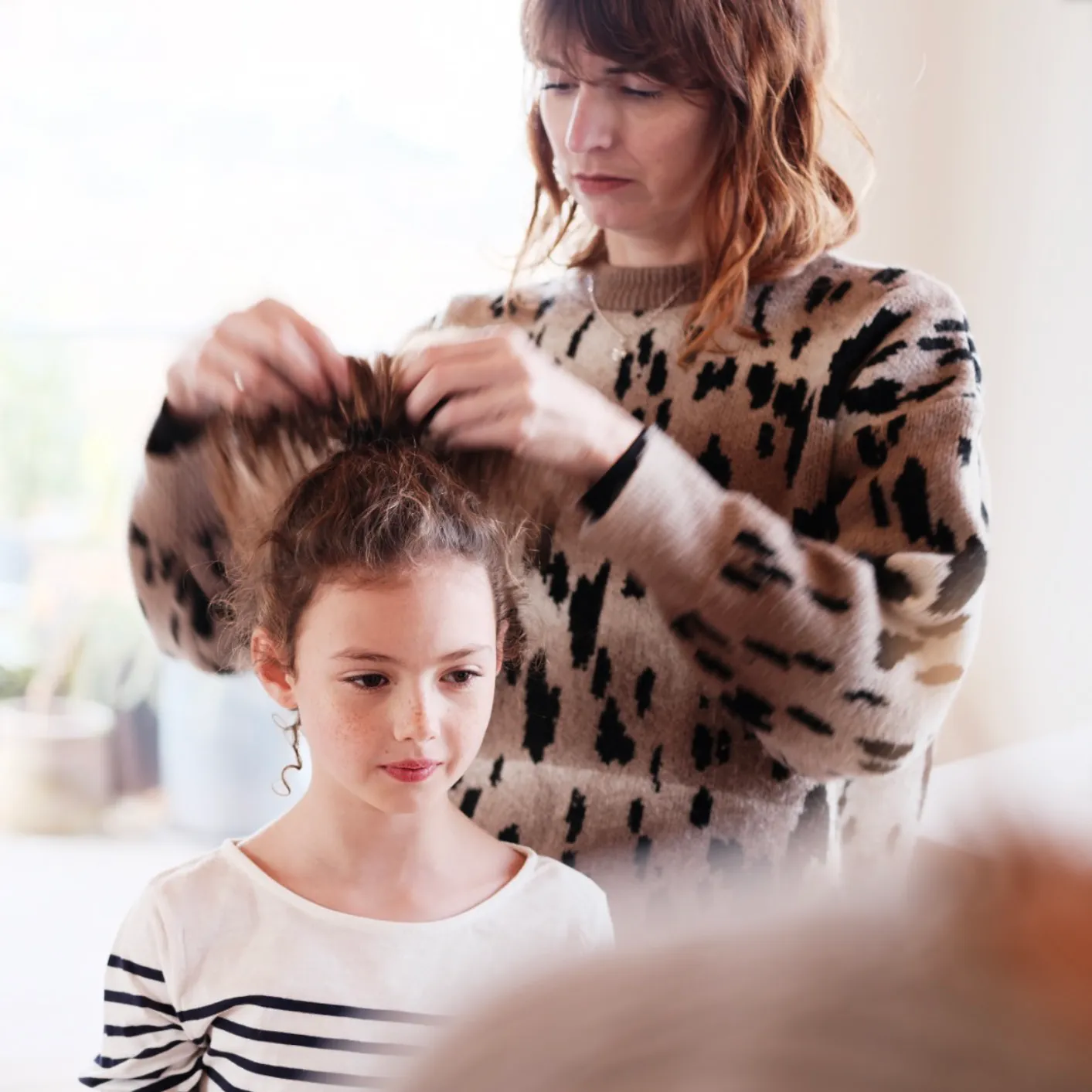 portrait de julie soude make-up artist maquilleuse
