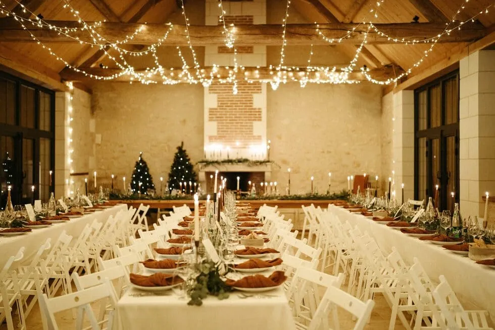 Banquet de mariage dans la salle de réception du Grand Breuil - grande capacité au coeur de la nature