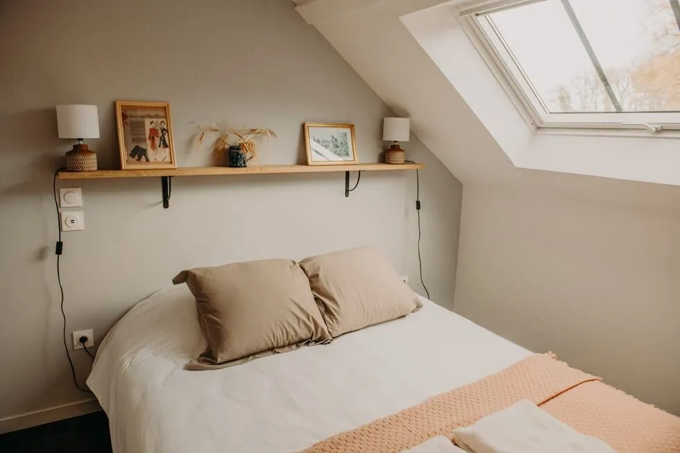 Chambre sous les toits du Grand Breuil - Vue sur la nature, tout confort et salle de bain privative