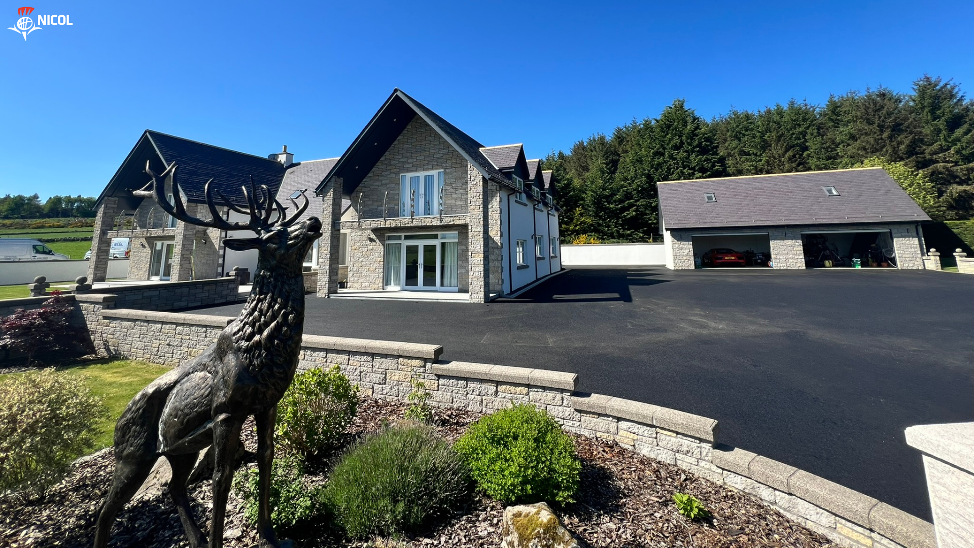 Residential Driveway Tarring in Kintore