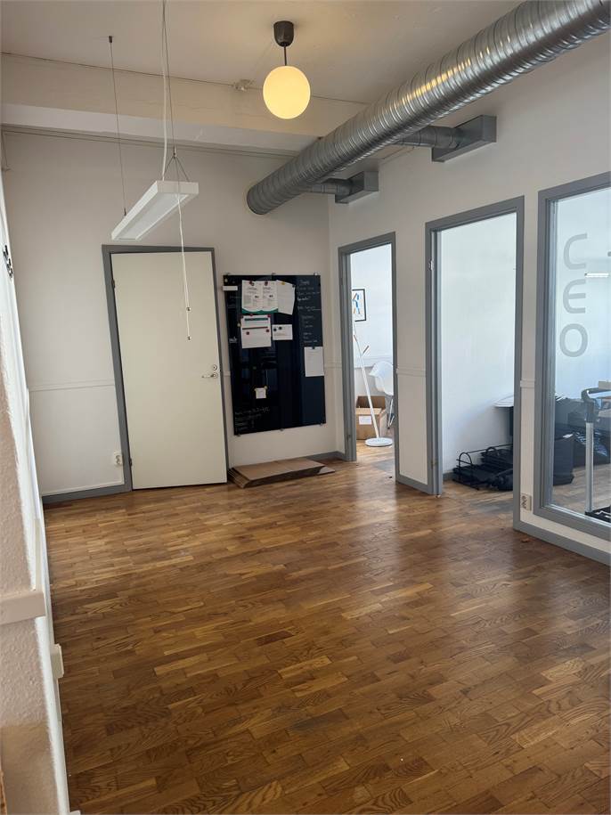 Fabriksgatan 8, centrum, Borås - Butik | Lager & logistik | Kontor | Övrigt