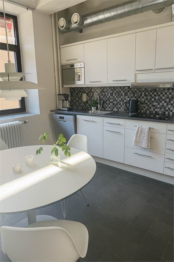 Fabriksgatan 8, centrum, Borås - Butik | Lager & logistik | Kontor | Övrigt