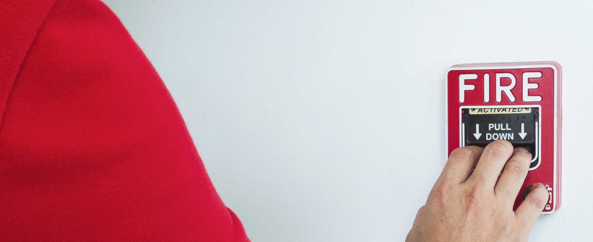 Vem täcker brandskador i en hyreslägenhet?