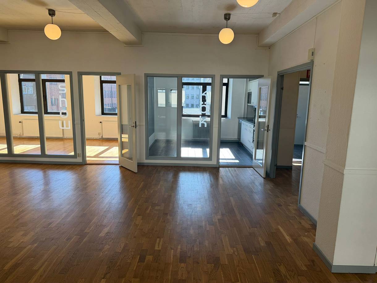 Fabriksgatan 8, centrum, Borås - Butik | Lager & logistik | Kontor | Kontorshotell & coworking | Övrigt